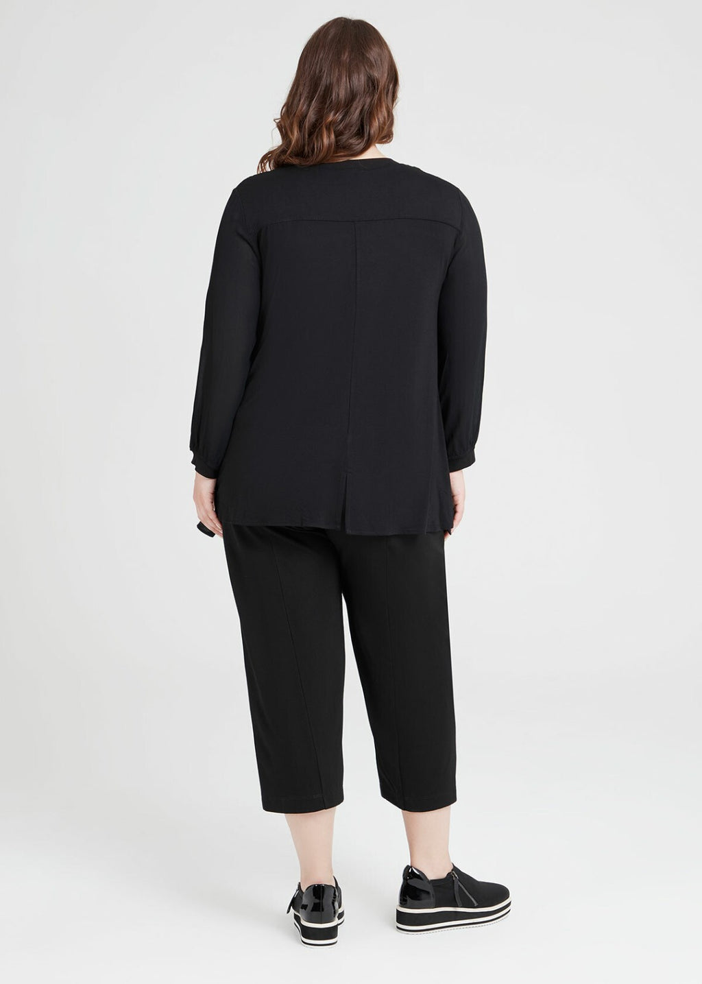 TAKING SHAPE Natural Statement Tie Top -sizes M (18-20) & L (20-22) -RRP $129.95