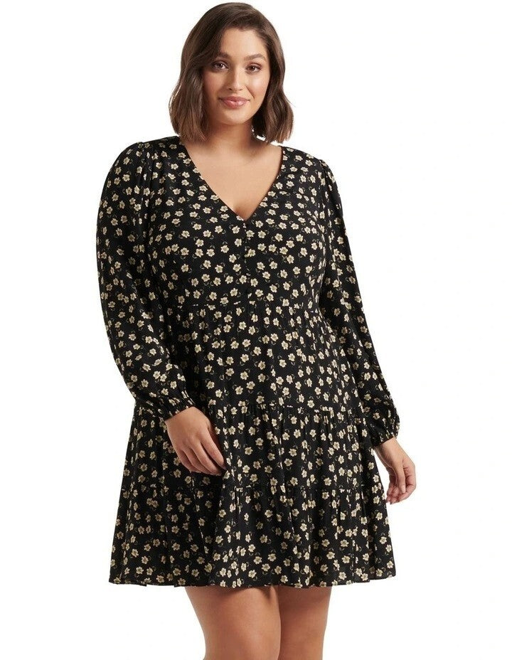 New with Tags FOREVER NEW Lauren Curve Mini Dress - size 18 - RRP $129.99