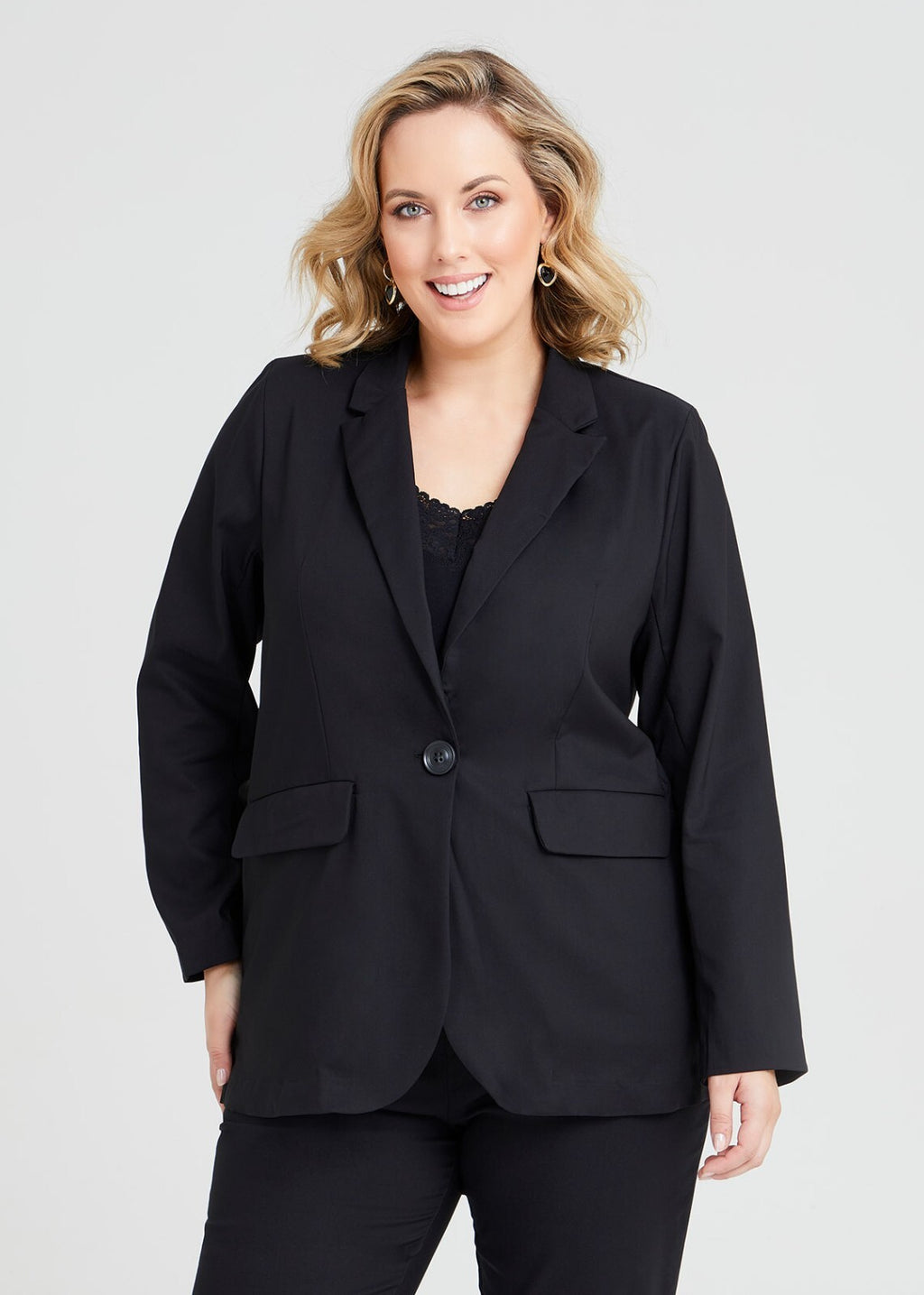 TAKING SHAPE The Blazer - Black - size 18 - RRP $199.95