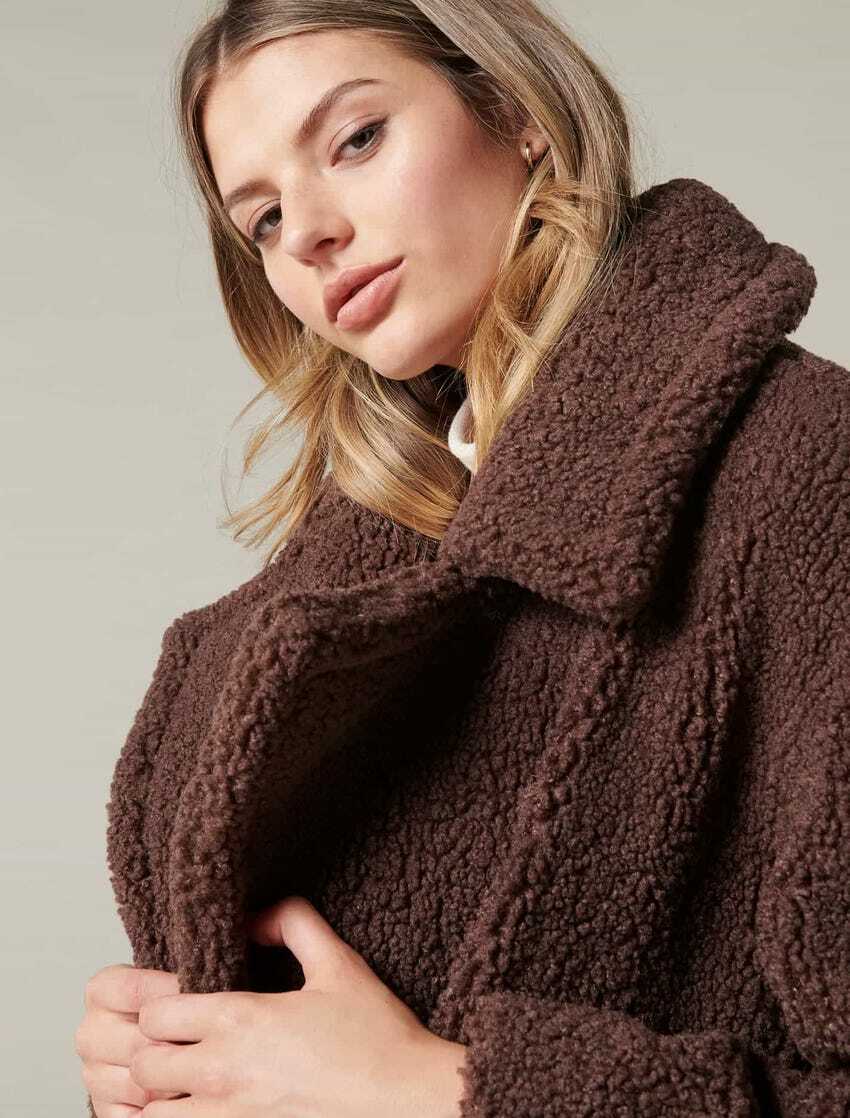 FOREVER NEW Bella Petite Borg Teddy Coat - sizes 12 & 14 - RRP $169.99