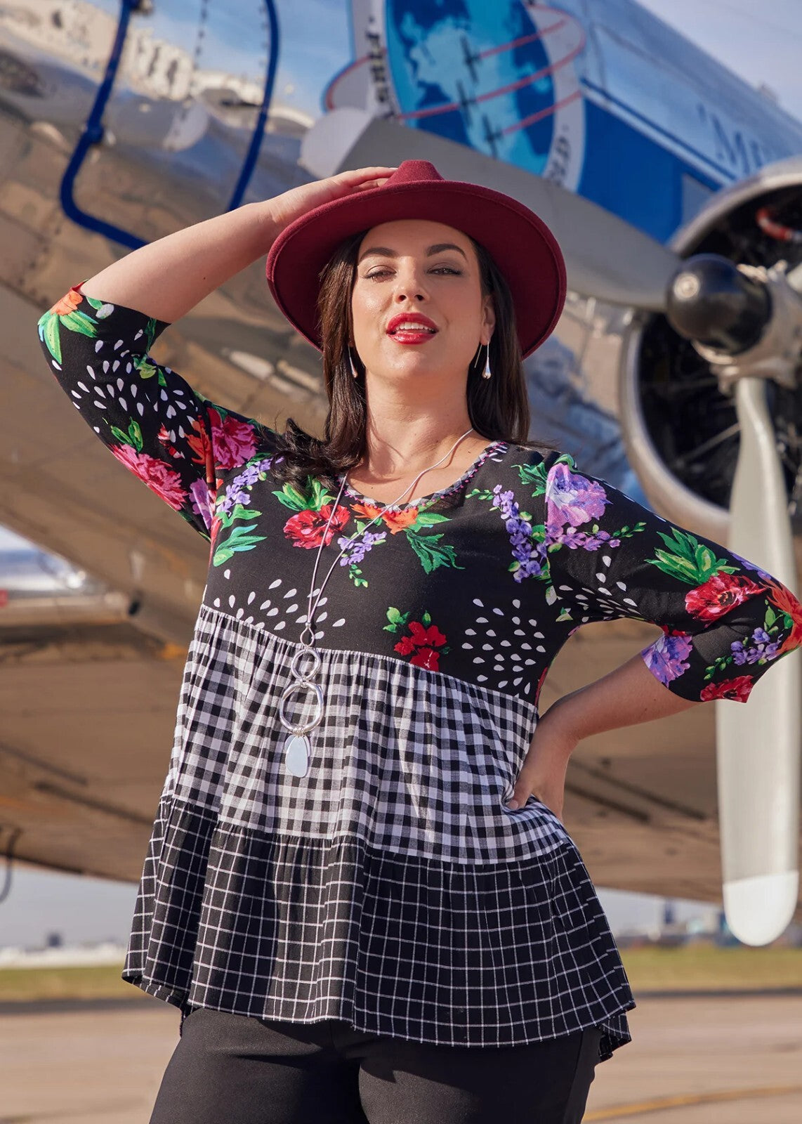 TAKING SHAPE Gingham Floral Natural Top - size 18 & 22 - RRP $139.95