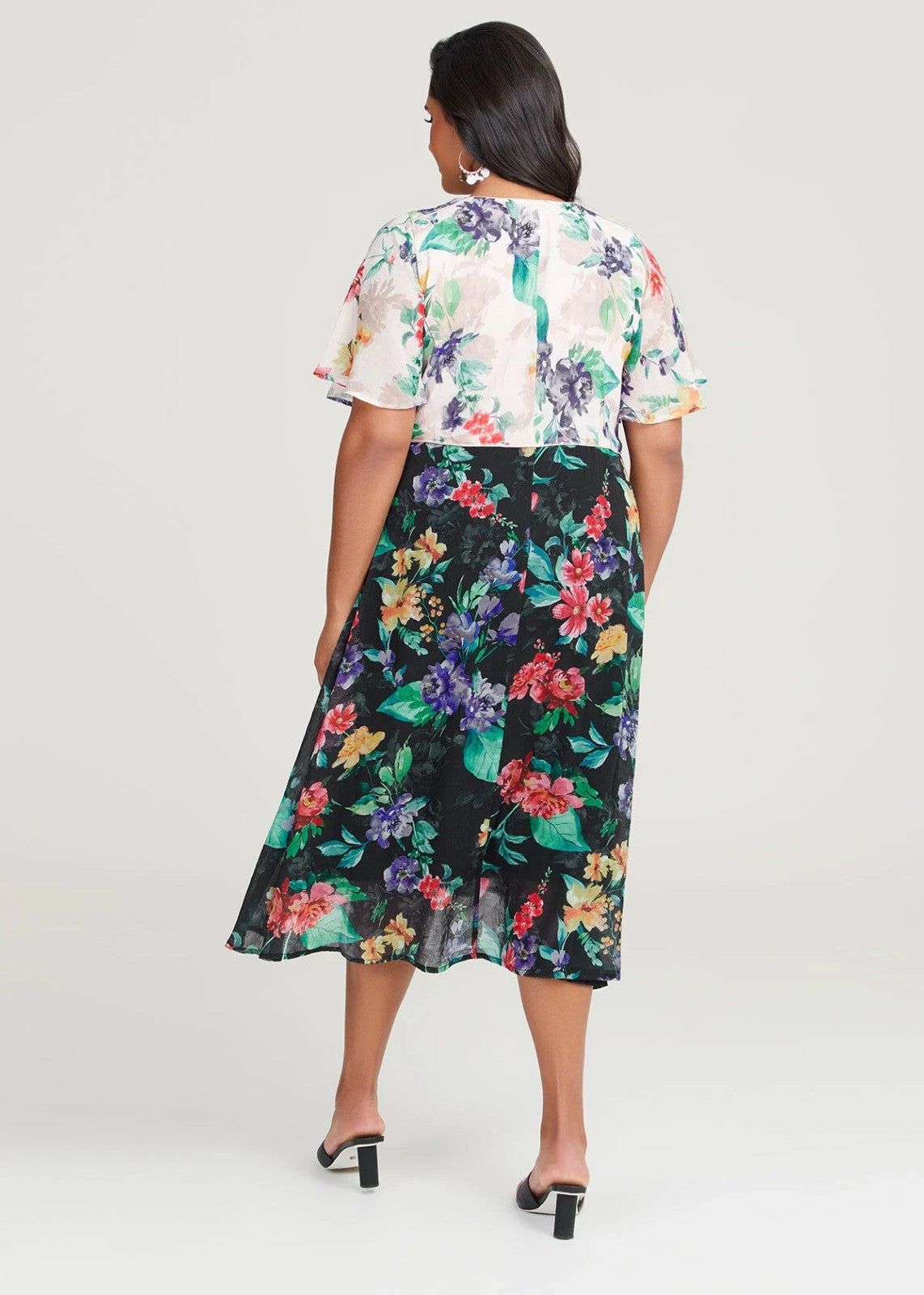 TAKING SHAPE Emily Floral Event Dress in Floral - size 24 - RRP $199.95