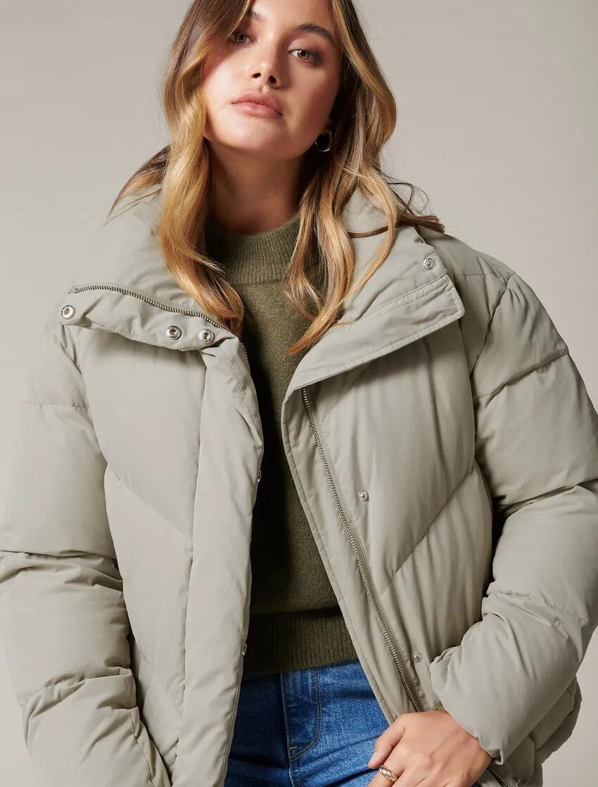 FOREVER NEW Jenny Cropped Puffa Jacket - Sage -sizes 12 / 14 / 16 - RRP  $159.99
