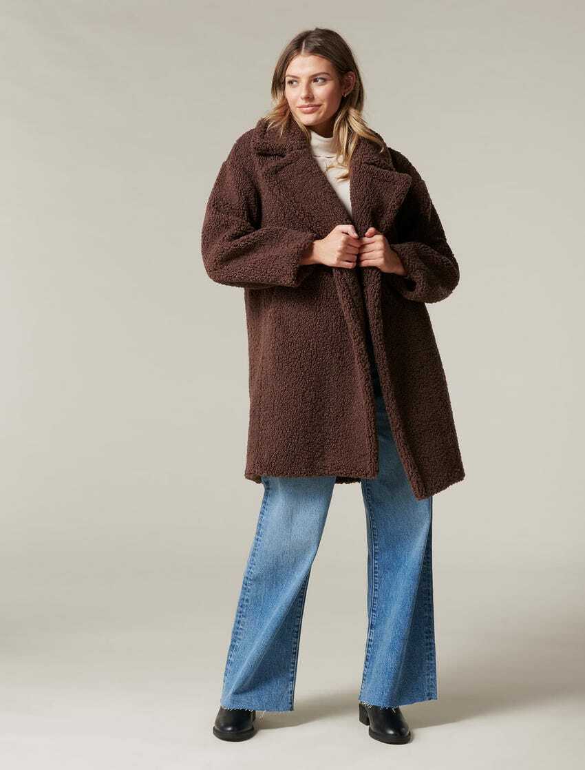 FOREVER NEW Bella Petite Borg Teddy Coat - sizes 12 & 14 - RRP $169.99