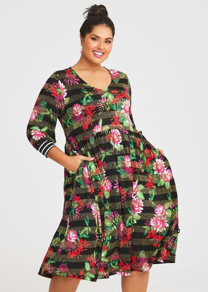 TAKING SHAPE Natural Floral Stripe Adorn Dress - size 16 /18 / 20 - RRP $149.95